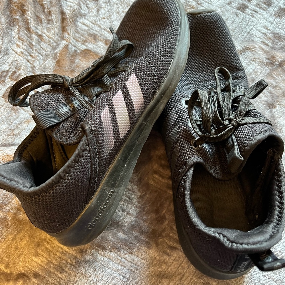 Black adidas cloud foam tennis shoes